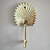 Fan Palm Hook
