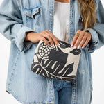 Small Pouch - Holomua in Black/Sandstone Aloha Collection