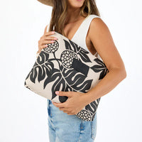Max Pouch - Holomua in Black/Sandstone by Aloha Collection